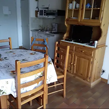 Beautiful - Swimming Pool - 4 People Apartment