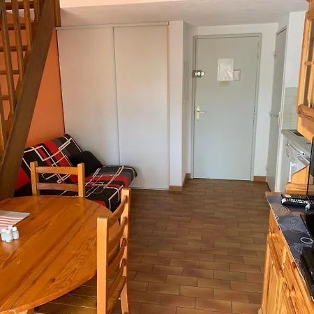 Beautiful - Swimming Pool - 4 People Apartment